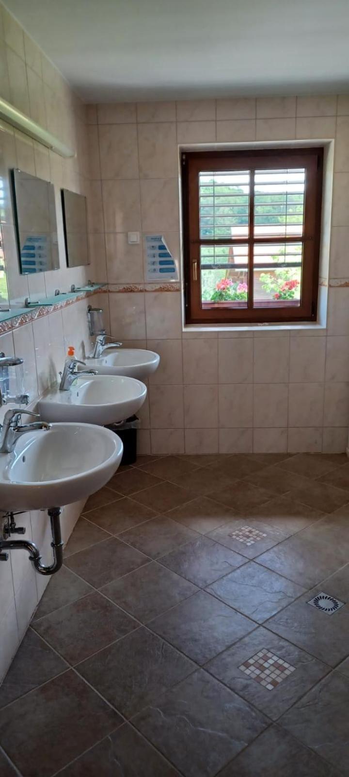 Hostel Strug Makole Esterno foto